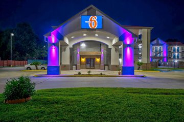 Motel 6 Lafayette LA