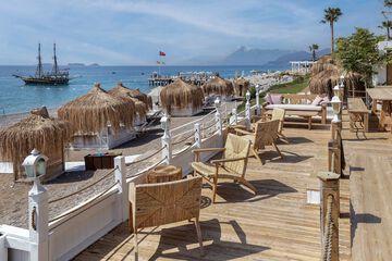 Sundeck