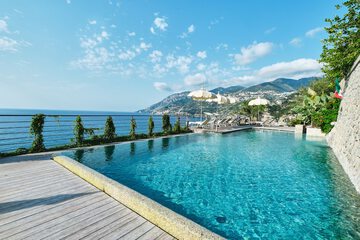 Rooftop pool