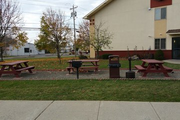 BBQ/picnic area