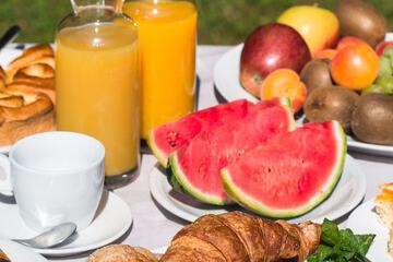 Breakfast meal