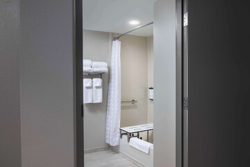 Room 9 of 22