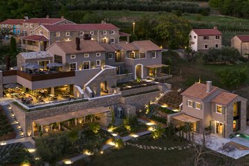 Front of property - evening/night
