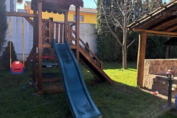 Children's play area - outdoor