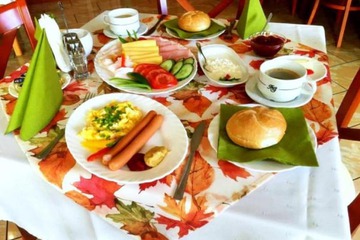 Breakfast meal