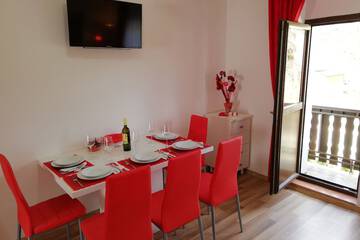 In-room dining