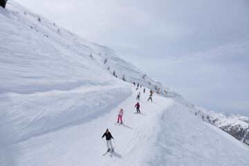 Snow and ski sports