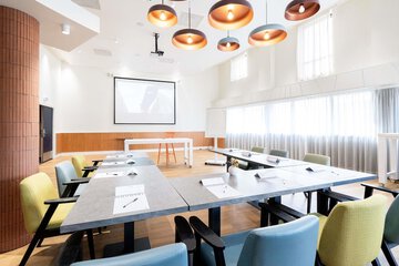 Meeting facility