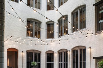 Hotel Exterior 96 of 100