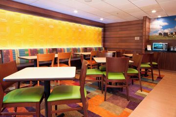 Breakfast/Coffee Service 40 of 50