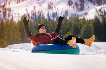 Snow tubing