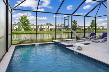 Private pool
