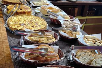 Breakfast buffet