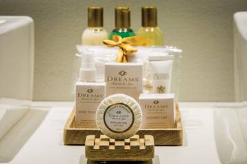 Bathroom amenities