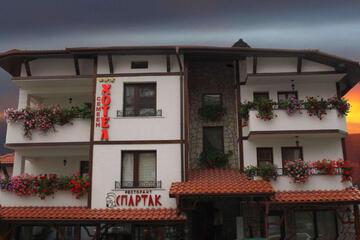 Photo 3