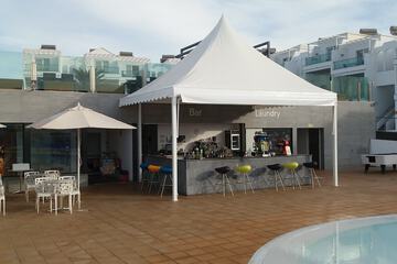 Snack bar