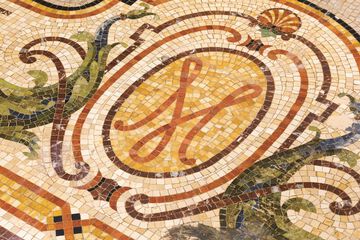 Hotel Interior 25 of 115