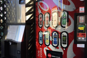 Vending machine