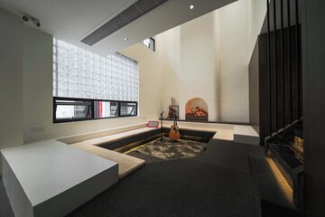 Reception hall