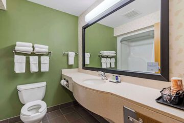 Room 14 of 32