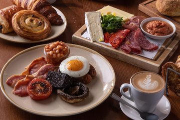Breakfast meal