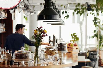 Coffee shop
