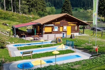 Mini-golf