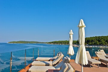 Sundeck