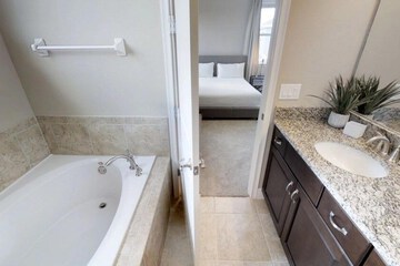 Jetted tub