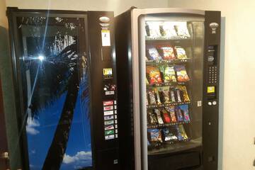 Vending machine