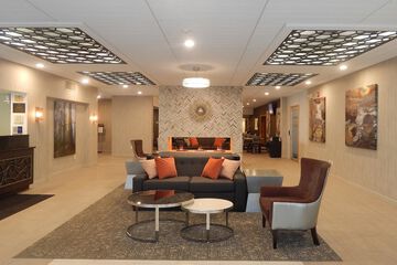 Best Western Plus Bradford Inn
