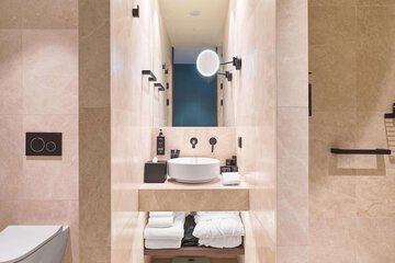 Bathroom amenities