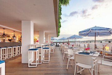 Rooftop terrace