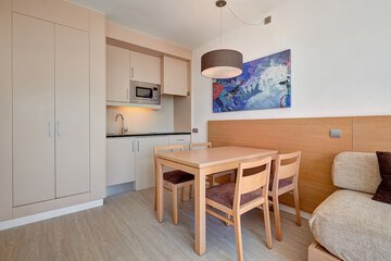 Private kitchenette