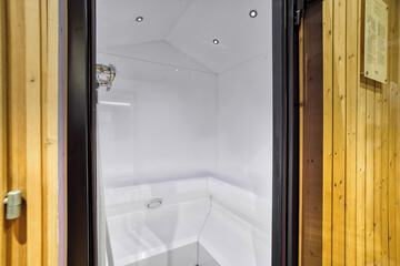 Steam room
