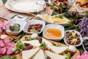 Breakfast buffet