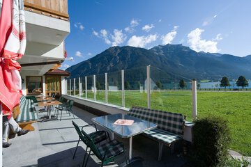 Sundeck
