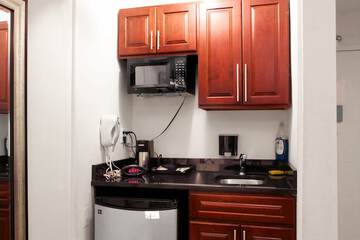 Private kitchenette