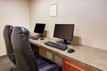 Business Center 42 of 42