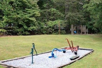 Children's play area - outdoor