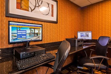 Business Center 20 of 20