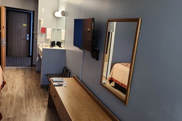 In-room business center