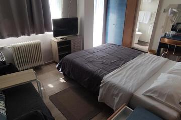 Photo 42