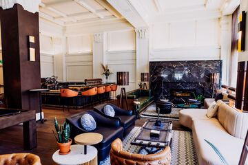 Hotel Interior 23 of 77