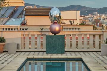 Rooftop pool