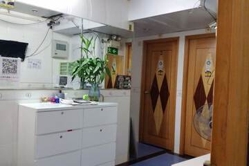 Reception hall