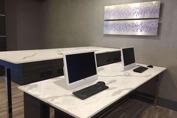 Business Center 40 of 45