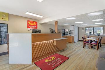 Econo Lodge Inn & Suites Gatlinburg at the Convention Center