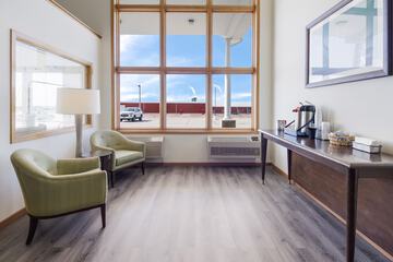 Alliance Hotel & Suites