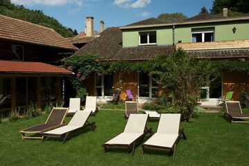 Sundeck